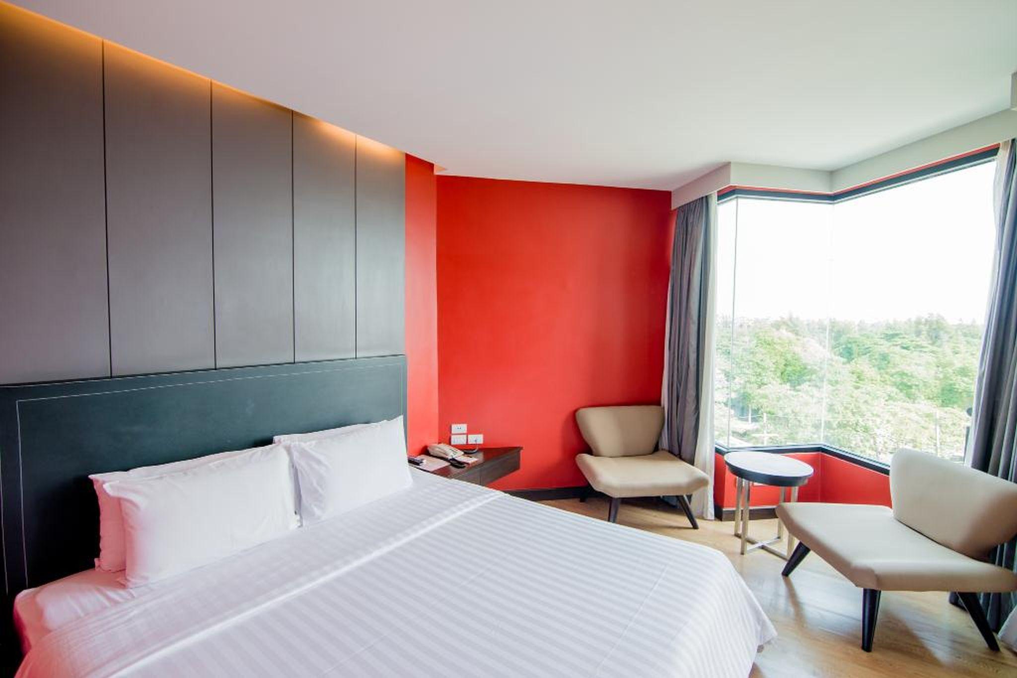 The Sez Hotel Bangsaen Екстериор снимка