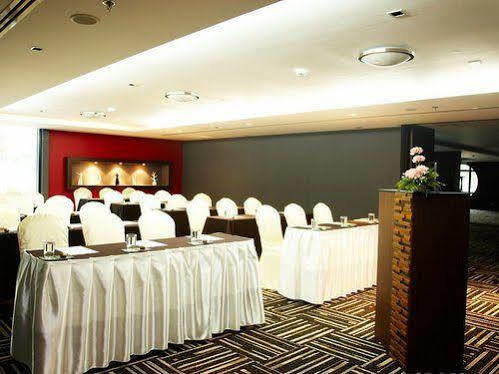 The Sez Hotel Bangsaen Екстериор снимка