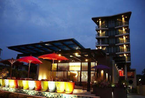 The Sez Hotel Bangsaen Екстериор снимка